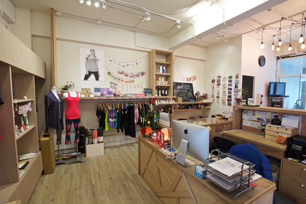 Wow Tainan Hostel Екстер'єр фото