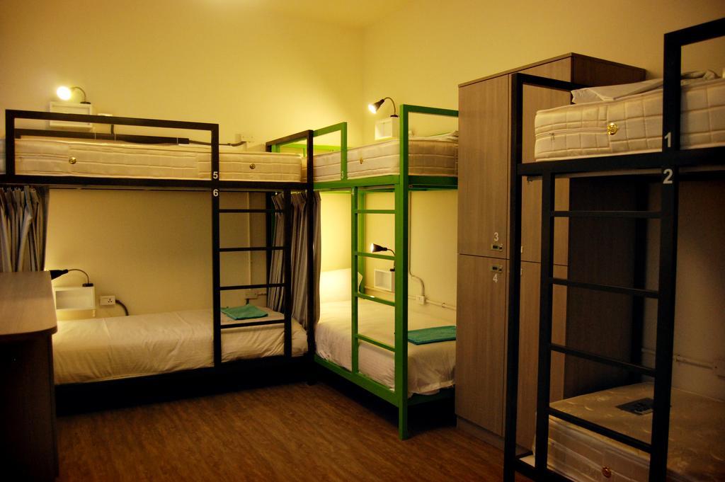 Wow Tainan Hostel Екстер'єр фото